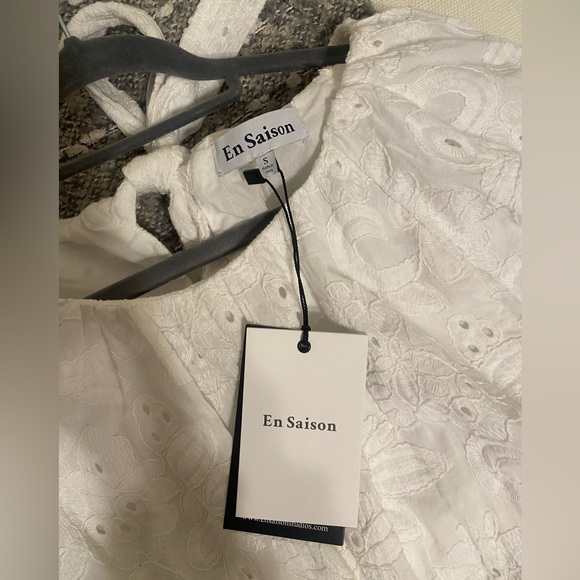 NWT En Saison cut out mini dress with puff sleeves - Picture 3 of 8